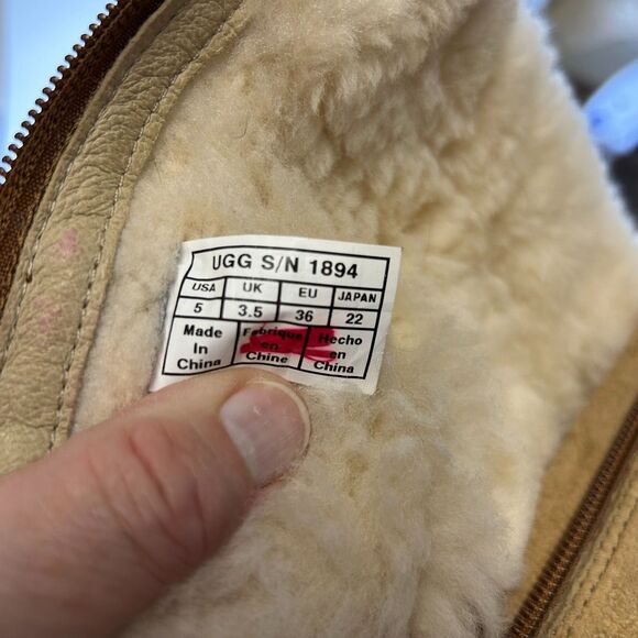 UGG Plumdale Tassle Charm Beige Suede Sheepskin Cuff Side Zip Boots Size 5 - Picture 10 of 15